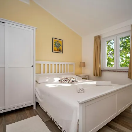 Silvana By Interhome *